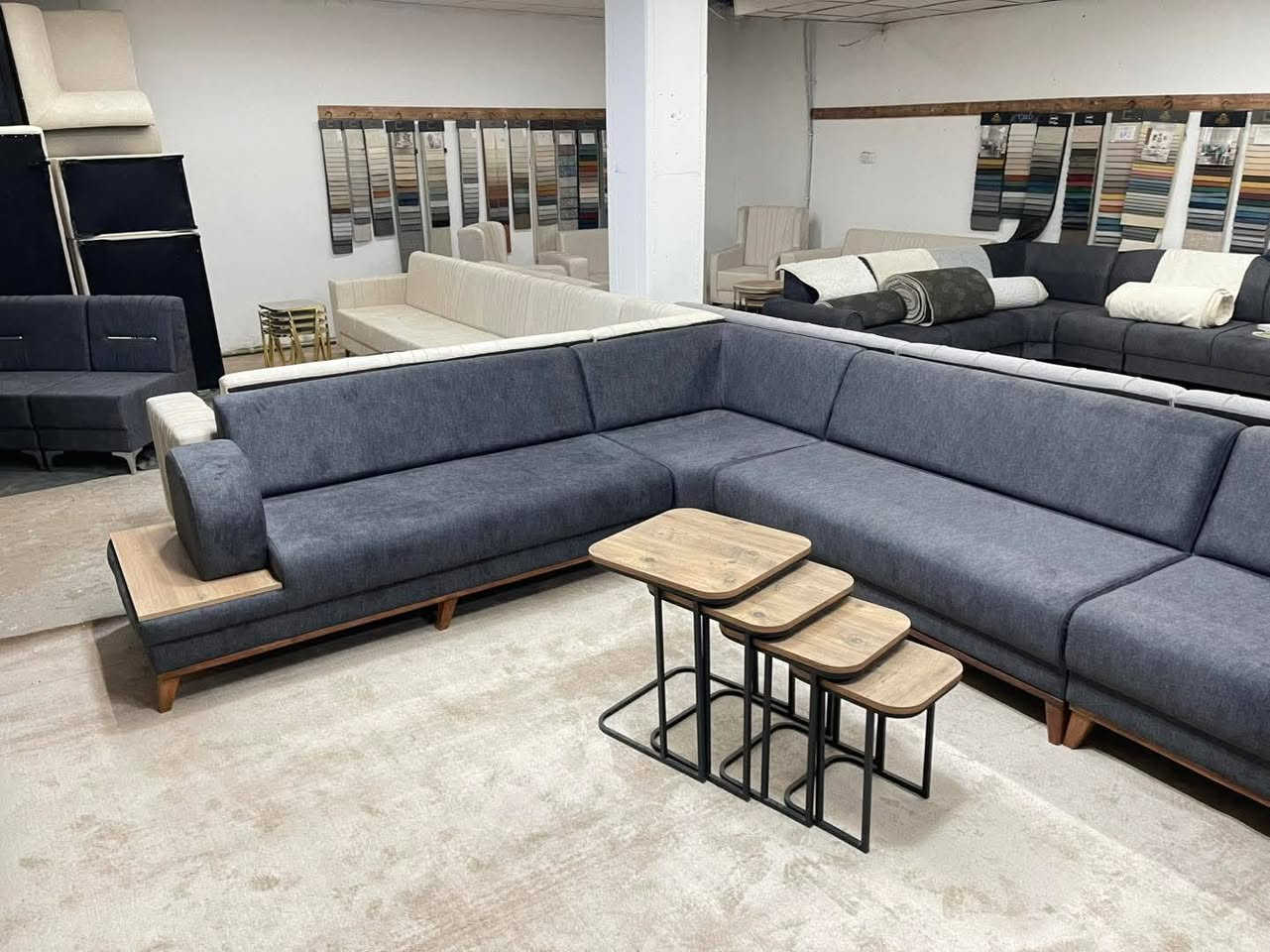 داشکاندن داشکاندن داشکاندن
تەنها ٦٥٠ هەزار

مۆدێل پێش قەوس زاویە کراوە
١٠ نەفەری ٧ مەتر

زەمان ٤سال
دار بلۆک رەبەل قاچ

کارگەو مۆبیلیاتی قەنەفەی میر

هەمیشە پێشەنگی ئیشی جیاواز 
هەمیشە پێشەنگی هەرزانی
هەمیشە پێشەنگی کوالێتی

تەنها ٦٥٠ هەزار

کوالێتی قەنەفەکانمان 

ئیسفنجی ١٢ سم 
پاندا زەمان ١٠ سال ئیسفنج 

قاچی داری زان  
شانسی دار 
 بە زیاتر لە ١٠ کەتەلۆکی قوماشی جیاواز

پانی قەنەفەکانمان٨٠سم 
شوێنی دانیشتنێکی فراوان ٦٠ سم

لەهەمووی گرنگتر زەمانی ٤سال ..
مشتەریت مەسج  بکە...


**إذا كنت صاحب هذا الإعلان وتريد حذفه لأي سبب، رجاءا أرسل رسالة إلى الدعم الفني**