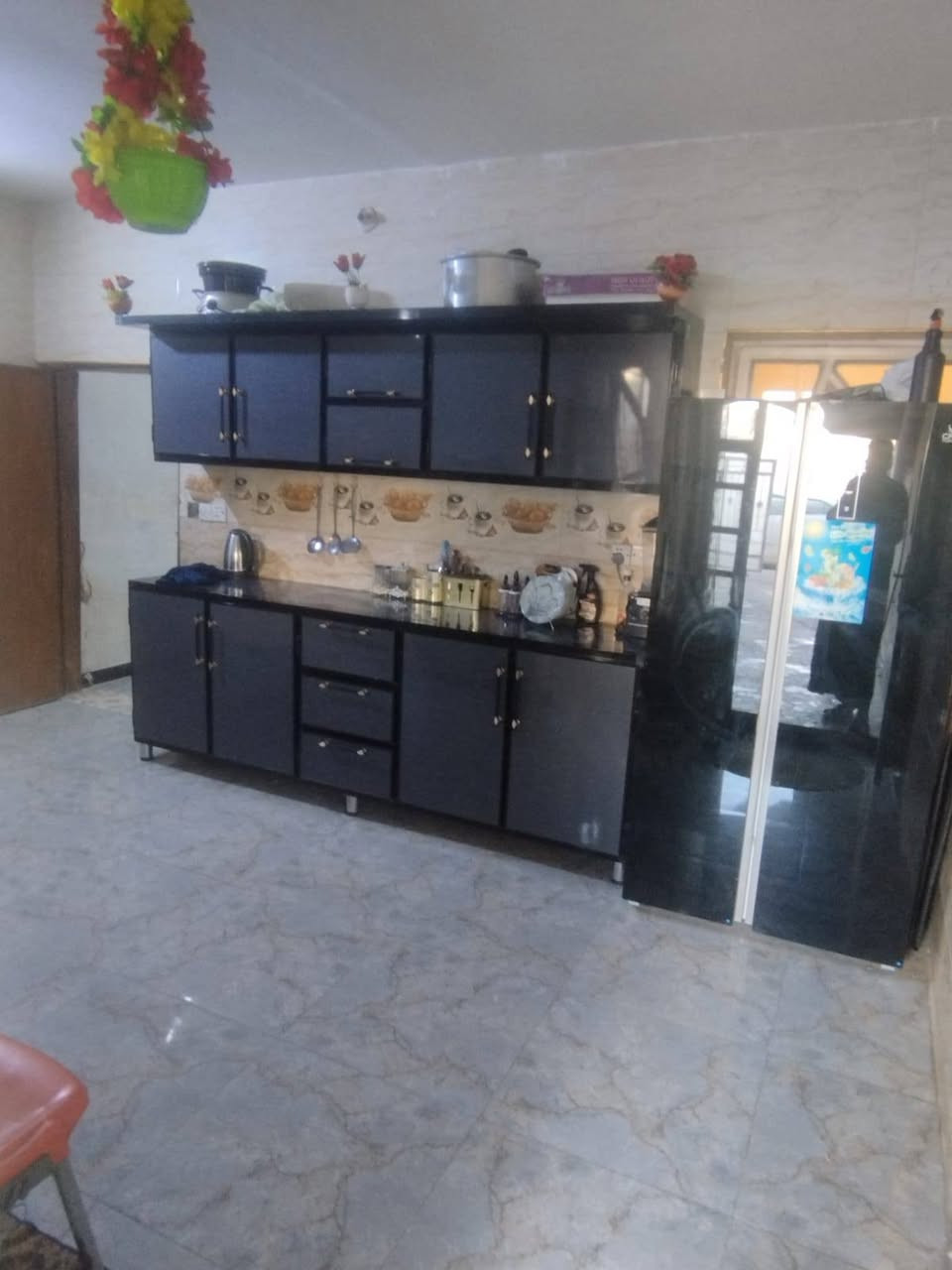 دار للبيع وره شارع 30 يم عماره خوام بصف سوك سعره 115 هاتف ***********
