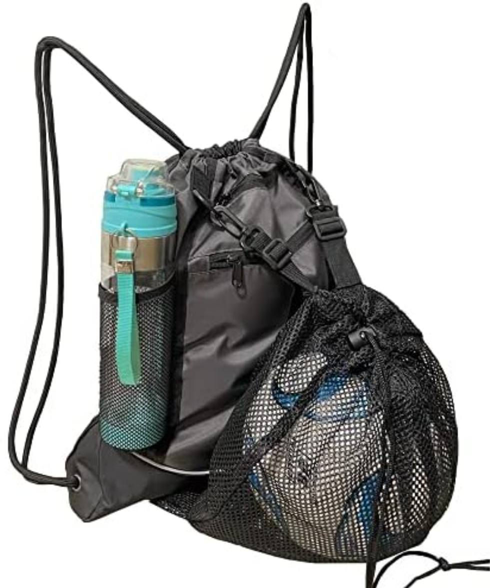 حقيبة ظهر رياضية برباط سحب، وتحديداً "حقيبة ظهر كرة قدم او السلة" متعددة الوظائف من مواد مثل النايلون والبوليستر. 
تحتوي ع جيب من الاسفل سحاب للكرات يمكن استخدمها في صالات الالعاب او حتى في السفر والتخيمم جميل جدا وواسعة.


**إذا كنت صاحب هذا الإعلان وتريد حذفه لأي سبب، رجاءا أرسل رسالة إلى الدعم الفني**