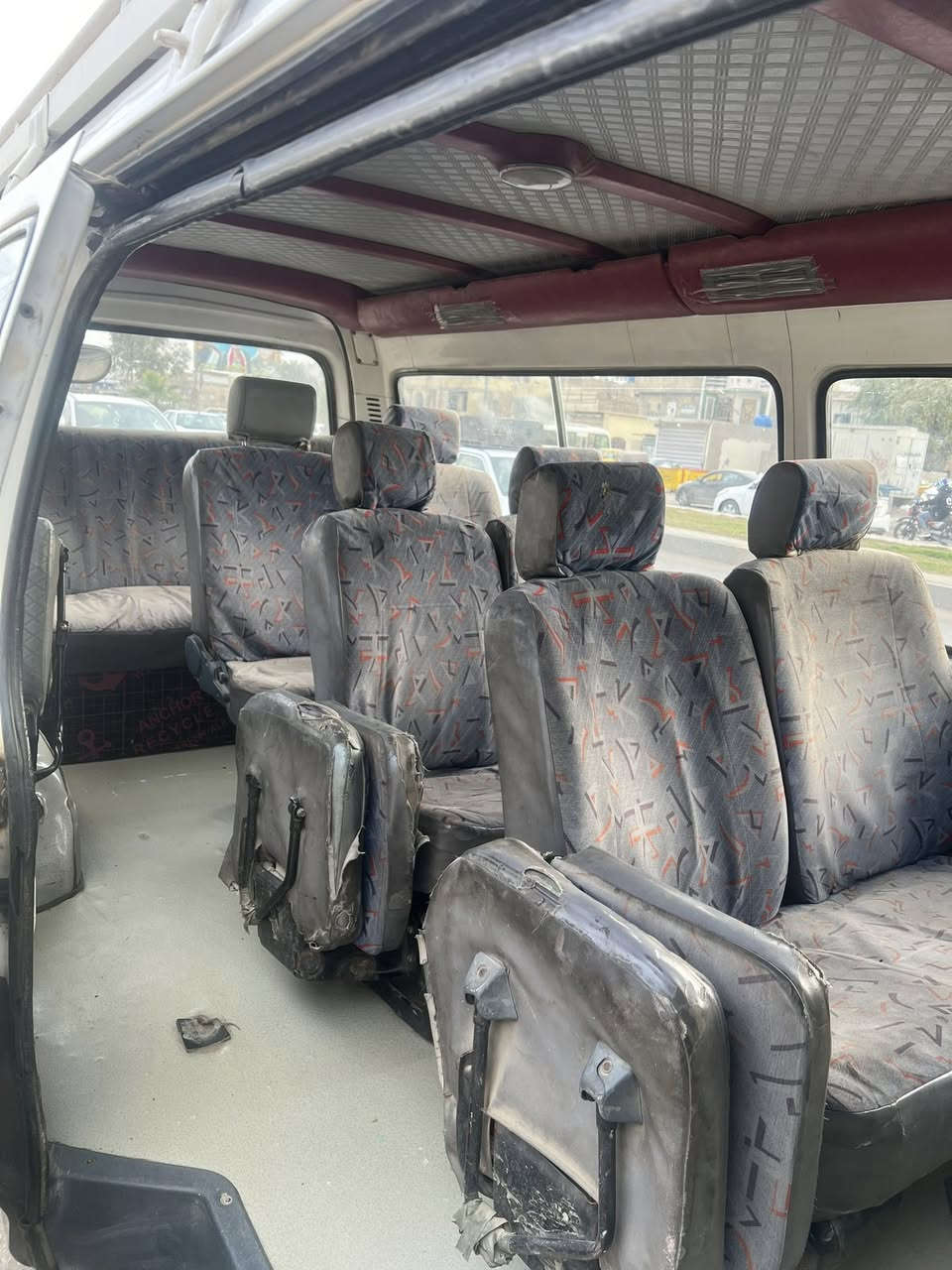 سلام عليكم فتون 2009مكينه وكير كسن مكفول سياره جاهزهر. رقم بغداد نكليزي شعار بل تكمه ***********
