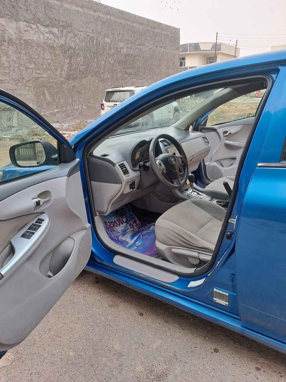 السلام عليكم
كورلا موديل 2010 وارد امريكي
سيارة كلها ليبل واحد ماعدا البنيد امبدل 
جاملغات امامية مصبوغات بدون اي دواخل
غرفة السيارة نظيفة
كير مكينة سليمات بدون مشاكل
رقم بغداد انكليزي ابأسمي
السيارة عليها ادامة منضومة البنازين
قبل سبوع بدلت فيتم بم و بلكات ونوزلات
وتنضيف لغرفة الاحتراق وتنضيف جميع الحساسات
زوج تايرات امامية جديدة
التبريد وكف نهاية الصيف عطل كويل مال كمبريسر
تصليحة يكلف 85 الف 
مكاني بغداد الدورة 
السعر 102 وبيها مجال انشاءالله
***********
