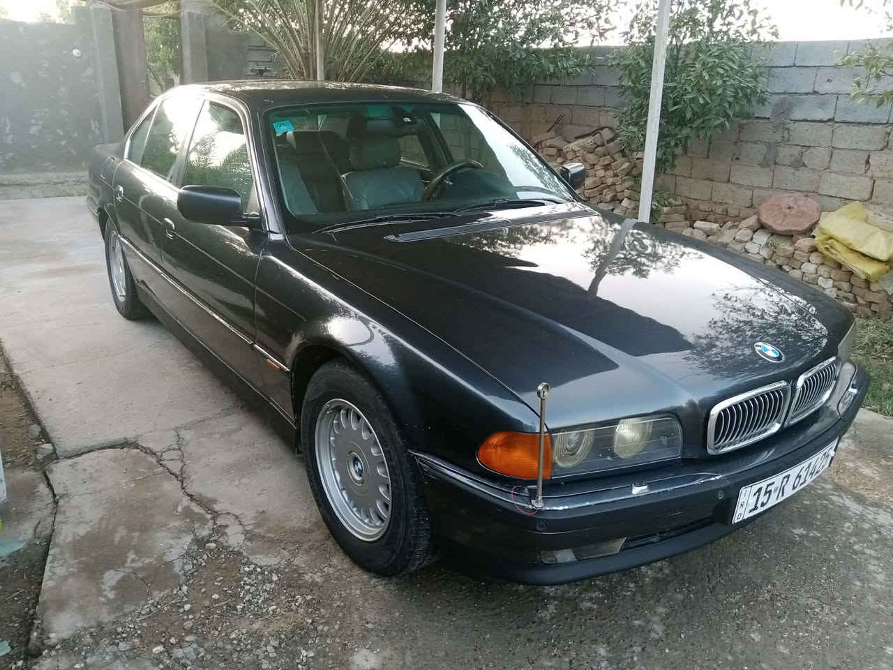 سلام عليكم من رخست مدير الكروب بيم خفاش مديل 1995 سياره جازه من كلشي تبريد شغال تبريه ثلج سياره تاخذه ما تصرف عليه ربع ومصبوغه حزام كجماليه وسعر 90 وبيه مجال دك وتدلل ***********
