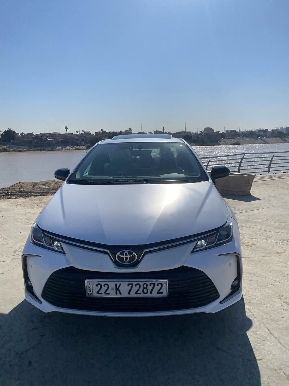 السلام عليكم للبيع
كورلا ساز خليجي بانزين موديل 2022

مكفوله من الصبغ و التبديل  ماشية 73الف حقيقي محرك 1800 رقم اربيل  السيارة بسمي شرط التحويل 

10 ايرباك 5 ويل كب /قيادة ذاتية حساسات أمامي وخلفي /شاشة كبيرة وكامرة /لد نهاري / مانع انزلاق/ تحكم ستيرن جهتين/ اشاير بلمري/صندوق ذكي/ تبريد بيانو ثلج أمامي وخلفي/ نظام قيادة سبورت وعادي

ترايها زيرو ومبدل دهن الكير  ودسكات مبدله مابيها نقص سيرفس كامل مسويلها وكل صيانتهة بشركة SAS

السعر 175وبيهة مجال بسيط كلش 
رقم الهاتف ***********

مكان السيارة بغداد البيجية مقابل مجمع رويل ستي السكني
