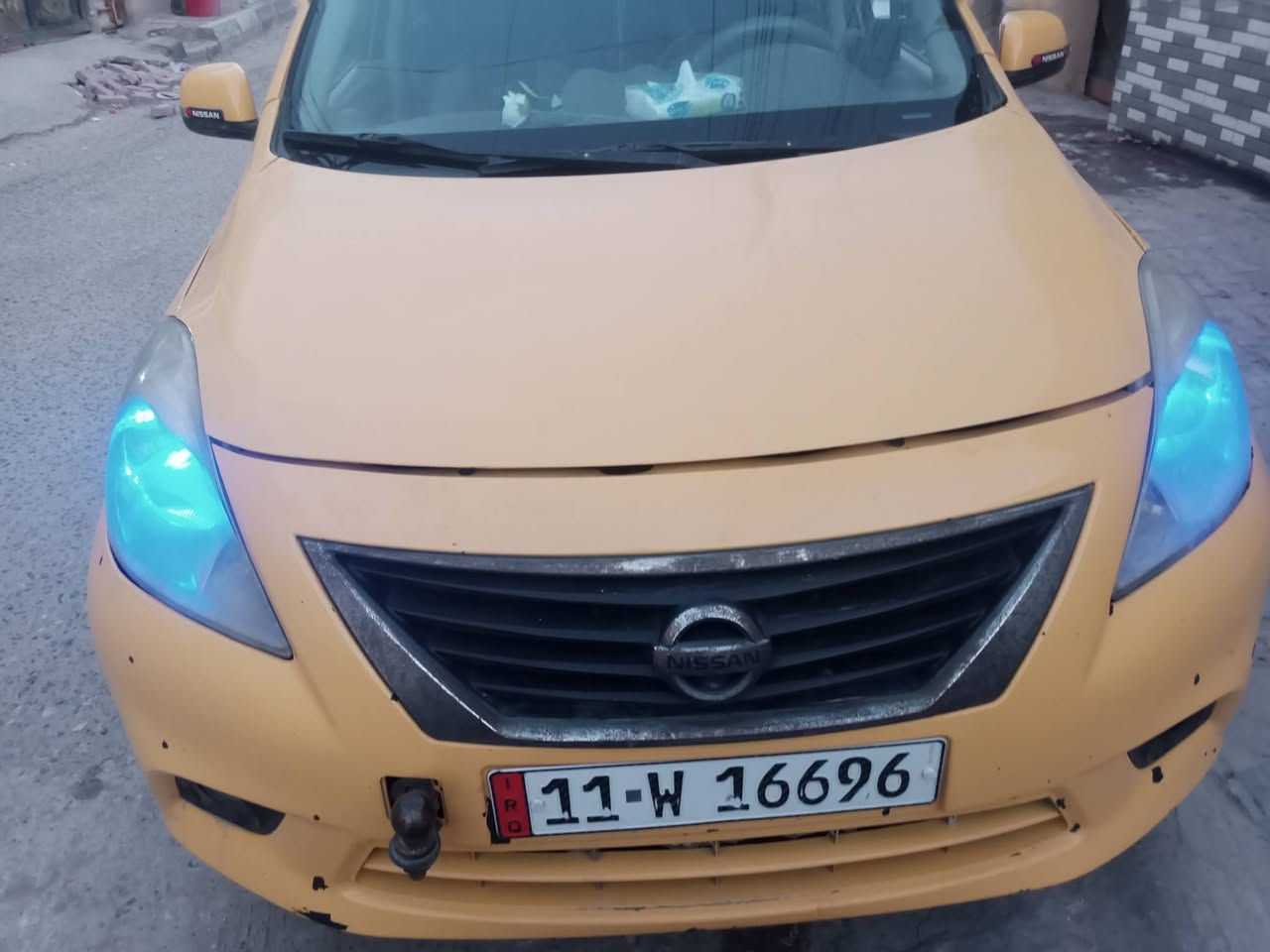 سلام عليكم سياره للبيع سني هندي مصبوغه صفره رقم غداد بسمي تحويل ثاني يوم سياره جاهزه  مكينه وكير  بيهه حادث  مدكر امامي مبدل  مكاني بصره  ***********
