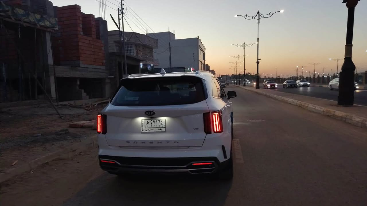 سورنتو 2021
رقم بغداد 
هندبريك رجل 
ماشية96
بصمة تشغيل بصمة ابواب 
جنطة كهرباء 
بيهة بارد بسيط
تشغيل عن بعد
مكان ديالى بعقوبة 
255وبيههة مجال
للاستفسار ***********
