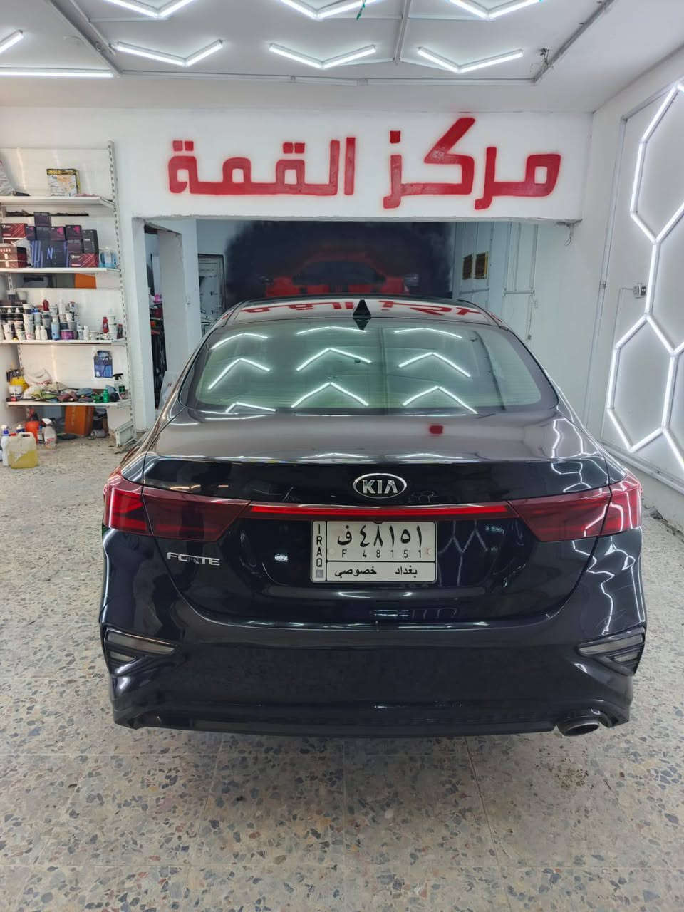السلام عليكم
للبيع او مراوس بتيسلا مودل 3 ، كيا فورتي 2019 نص فول او مراوس 
محرك 2000 دوش 
گير cvt شادله براد (انسى يگوم او يحمة) 
مواصفات نص فول المعروفة مثل
 المحافظة على المسار
3 انظمة قيادة (sport, normal, smart ) 
 تثبيت السرعة 
رادار امامي وخلفي
تحذير من الاصطدام وبريك الطوارئ
المحرك مسويله ادامة جديدة 
الگير مسويله ادامة جديدة مع تبديل دهن الگير شركة AMSOIL الاصلي ب٤٥٠ الف ضمان ٥٠ الف كيلو
فريز تبريد جديد ٣٦٠ الف (تبريد ثلج) 
السيارة عليها نانو سيراميك بي ضمان ٤ سنين كل ٦ اشهر ادامة مجانا (حتى بعد البيع تستمر الادامة) 
باتري جديد
السيارة استخدام شخصي ابد ممتعبها ومهتم بيها من ناحية الدهن كله امزويل او مورس
ماشية ٨٦ الف وقابل للزيادة 

الحادث :
ضربتها خفيفة بين الباب والجاملغ ف صاير بيها صبغ باب وجاملغ وجزء صغير من الدوسة + الجاملغ الامامي سرقة (بارد) 

بيها ملاحظات بسيطة

تفاصيل اكثر : ***********
السعر ١٢٢

