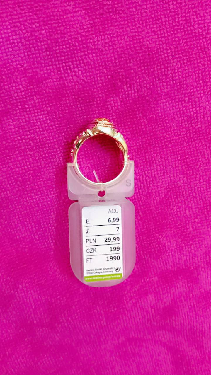 القطعه الفين دينار        يتوفر توصيل كافت المحافظات العراق


**إذا كنت صاحب هذا الإعلان وتريد حذفه لأي سبب، رجاءا أرسل رسالة إلى الدعم الفني**