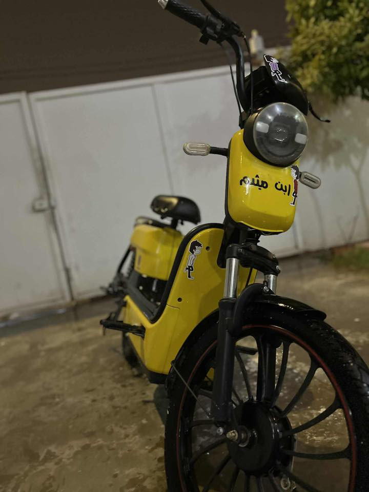 سلام عليكم
بايسكل شحن حيدر النيار
بايسكل نضيف عوزه جوزه فقط باسكل كامل فقط جوزه تايرات جدد +ضفيره جديده 
 سعره250وبي مجال 
*********** راسلني وتدلل

 مكان نجف
