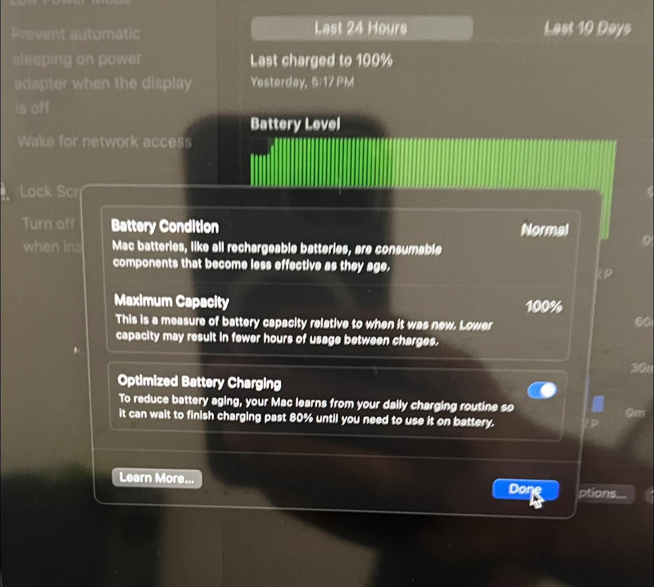 Macbook pro M3 Pro 2023
ماك بوك برو نظيف جداً 
🔺16 inch
🔺512 hard
🔺18 Gb Ram
➡️12 cores Cpu
👍🏽battery health 100 %  cycle count 45


**إذا كنت صاحب هذا الإعلان وتريد حذفه لأي سبب، رجاءا أرسل رسالة إلى الدعم الفني**