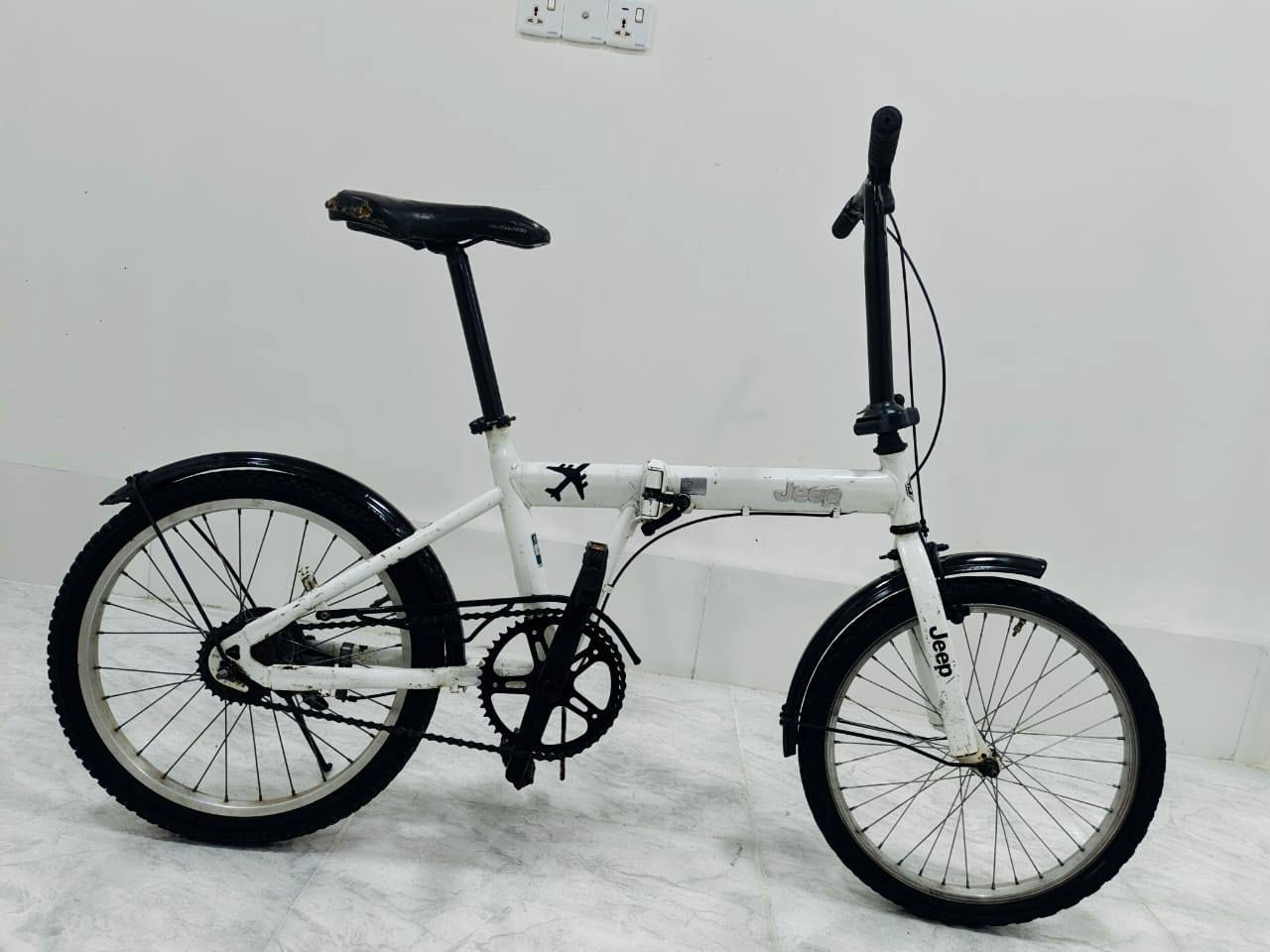 السلام عليكم 
عندي باسكل ياباني للبيع 
شركة (Jeep) 
السعر 50 بي مجال 
مكان داخل الرمادي 
الاستفسار ***********
