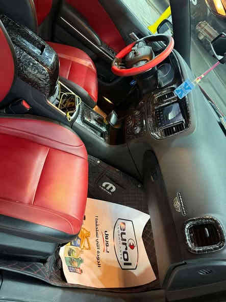 ملكف بالنشر جارجر خليجي موديل 2021 ماشيه 52 الف  رقم شمالي تحويل ثاني يوم السعر 31 وبيها مجال مكانها بغداد الغزالية رقم صاحب السيارة ***********
