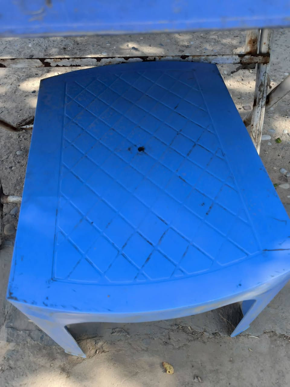 كرسي الشيخ عدد100 بسعر500 /4
طبلة عدد 165سعر الطبلة3000
ميز طعام بلاستك عدد 50 سعر 30 الف
ميز حديد متر ونصف عدد 12 بسعر25
عفريت طبخ عدد7 بسعر المفرد 25
طباخ تزكام عدد 10 بسعر 70 المفرد
للاتصال *********** بغداد
