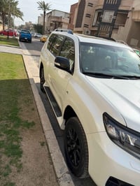 برادو ٢٠٢٣ txs خليجي مكفولة  السيارة ماشية ٢٢ الف كيلو رقم أربيل باسمي...