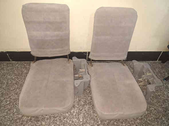 السلام عليكم كشن ممر ضيق للبيع العدد٣ بغداد ليريدهن يتصل ***********
