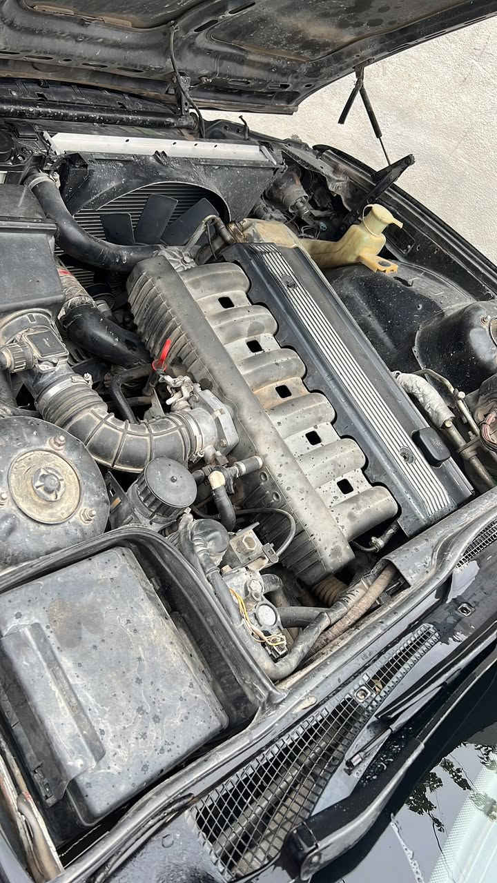 بو فروشتن 520كير عادي 93 تبريده بيش كه وريه مه كينه سمسه  تيبيني  1420000 هه زار غرامه له سه ره سعر 48 ورقه يه ليدان جاملغي دواوه ي سايق ليداني هه يه بي ناو كرتن له كه ل جسري راديته ي برايته وه 
تكايه مشتري ني تيل مه كه 
***********
