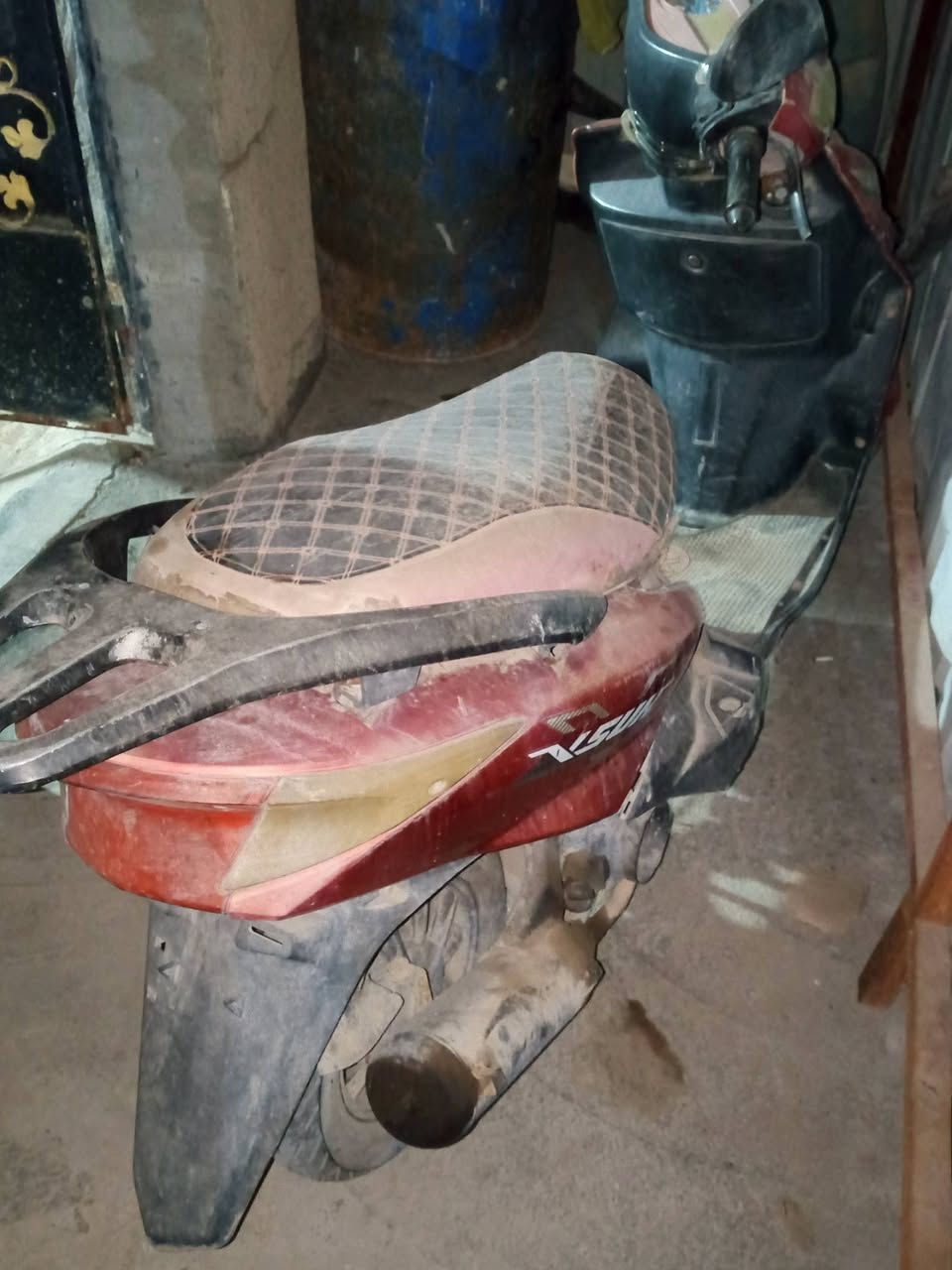 سلام عليكم
اخوان هاي الدراجات للبيع ابيع كوم حديد (سكنز-بطه) للعلم الدراجات شغالات بس متروكات لفتره للستفسار 
*********** أو مراسلة الصفحه
