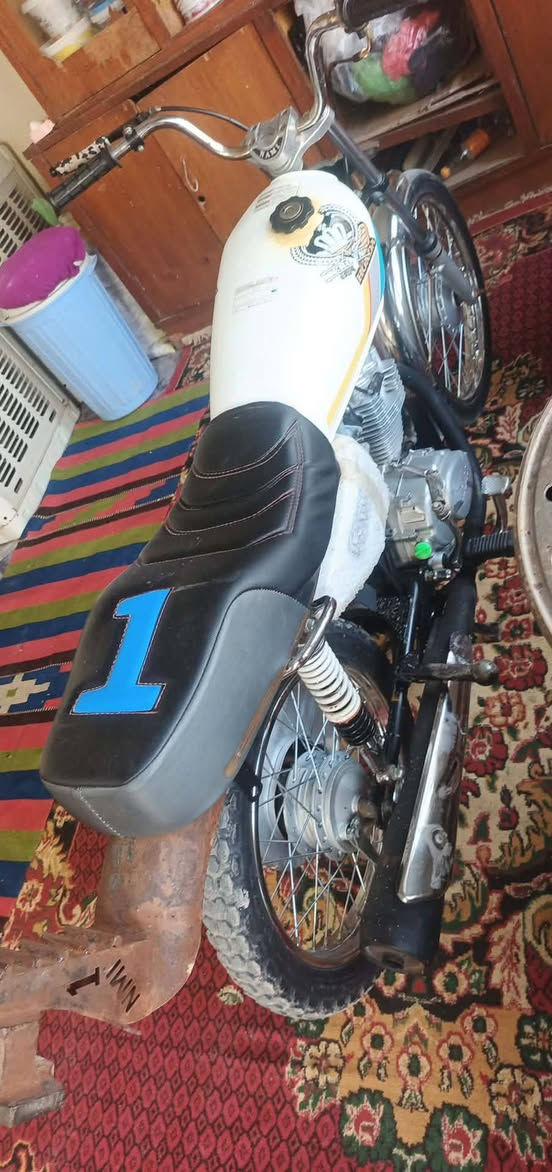 السلام عليكم دراجه للبيع جهزه مديل ٢١ اصولي ب ٨٠٠ وبيه مجال لمو شراي لا يراسل


**إذا كنت صاحب هذا الإعلان وتريد حذفه لأي سبب، رجاءا أرسل رسالة إلى الدعم الفني**