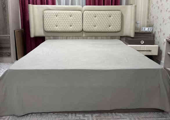 غرفة نوم للبيع جديده جدا جدا السعر ٧٠٠ الف 
غير متوفر على الفيس رجاءا التواصل ع الواتساب 

***********
