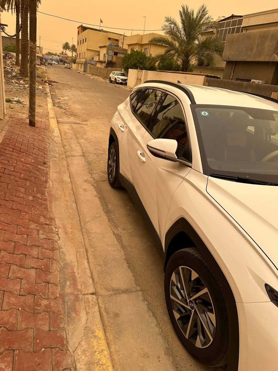 توسان 2024 نص فول خليجي مكفولة 
ماشية 66 
*********** 
السعر 215$ وبيهة مجال قليل 
العنوان سلمان باك المدائن 
رقم بغداد دولي بأسمي
