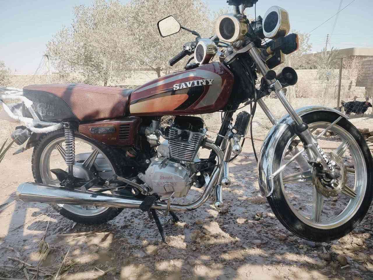 السلام عليكم مكلف بالنشر
ماطور للبيع  موديل 21 مجفت جديد 
سعر 350بي، مجال 
متواجد فقط اتصال 

***********
