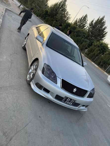 شاهینە 2005
موسە
182 
فولە سەیارەکە 
جلدو هیتەرو سڵایت
دەعمی کراوە بە 2007
دنگەی ستیلی لە ژێرایە تایەکانی لۆکە
کامل مەسرەف کراوە
سەقفو حیزام بەشەرت
سعری 67 معامەلە
کۆد کراوە
***********
***********
