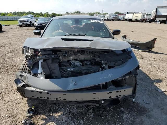 للبيع فقط دوج چارچر2023 سكات باك
ماشيه 16الف ميل
مكينه 6400
مكانه بغداد رقم بغداد
اتصال📞***********

