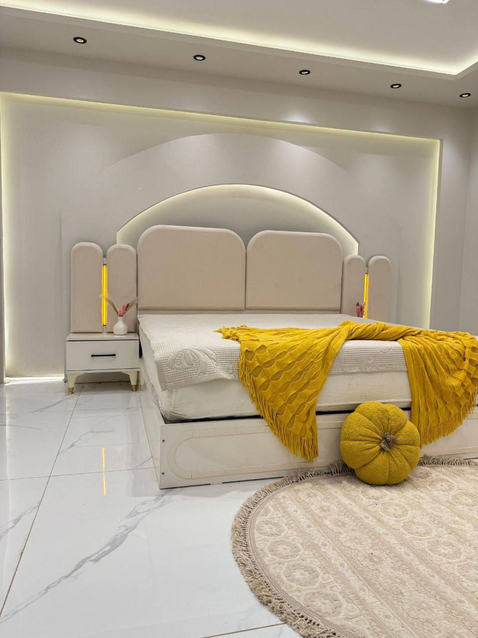 غرفه تركيه اصليه شغل درجه اولى
السعر مليون و50 الف 
❇️ 7قطع        كنتور وملحق 
❇️ قياس الكنتور مع الملحق 320 
❇️برغي وجوي حديد
❇️ سرير مخزن 
❇️ ميز تواليت ضخم 
❇️ إناره بالكومديات 
توصيل وشد بغداد مجاني


**إذا كنت صاحب هذا الإعلان وتريد حذفه لأي سبب، رجاءا أرسل رسالة إلى الدعم الفني**