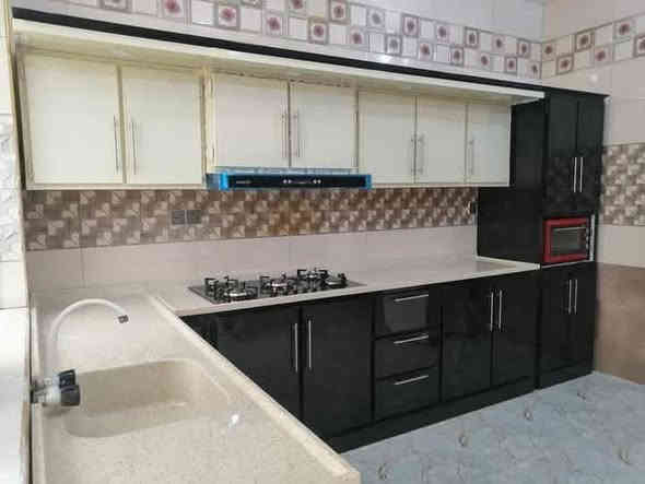 يوفر لكم معرض القمة الالمنيوم والبلاستك  أحدث الموديلات يوجد ابواب شبابيك الامنيوم بلاستك  شرط جوه السوك 
 بأنسب الأسعار زورونا تجدون كل ما تريدونه في عالم المطابخ 
📍صلاح الدين الشرقاط قرب قاعة ابو التاج الملكي 
***********
