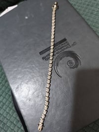 سوار فضة • اكسسوار