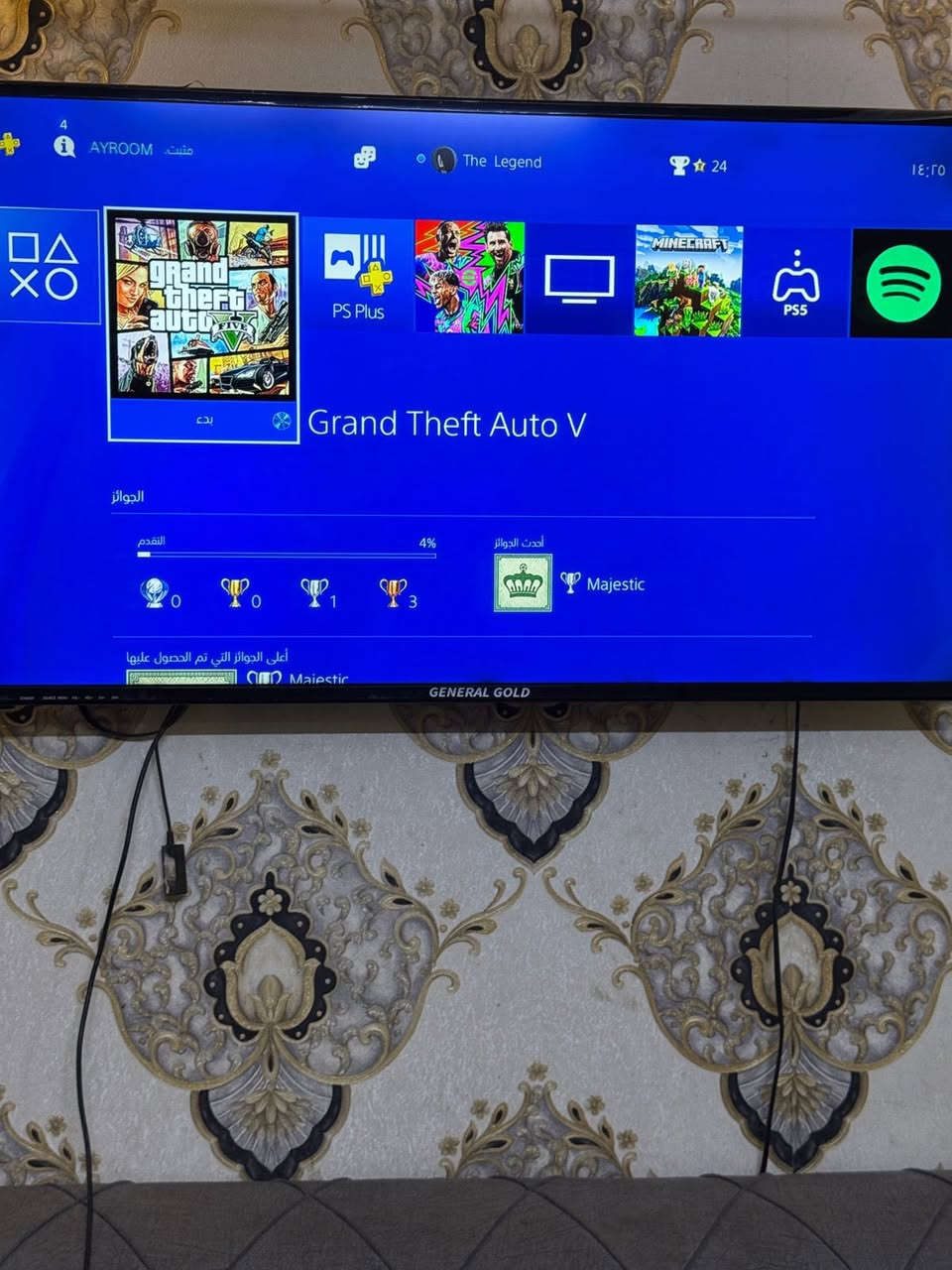 بلي 4 سلم للبيع
هارد 500 كيكا لوك مامفتوح جهاز مع كارتونه مع اقراص ٣ ويدات اثنين وياه سماعه رأس جهاز جديد مو اوربي 
السعر 200 الف مكاني بغداد الحريه 
***********
