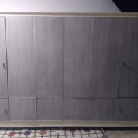 كنتور 6ابواب نظيف للبيع ب 200الف وبيها مجال 07731619000