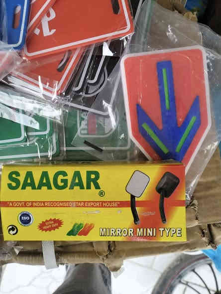 أسعار مناسبة جدا العنوان القرنة الشرش الصويلح قرب سنتر بيت حجي بكر بصويلح أو صيدلية  خيرات المدى كلشي موجود توصيل لجميع مناطق البصرة القرنة ***********
