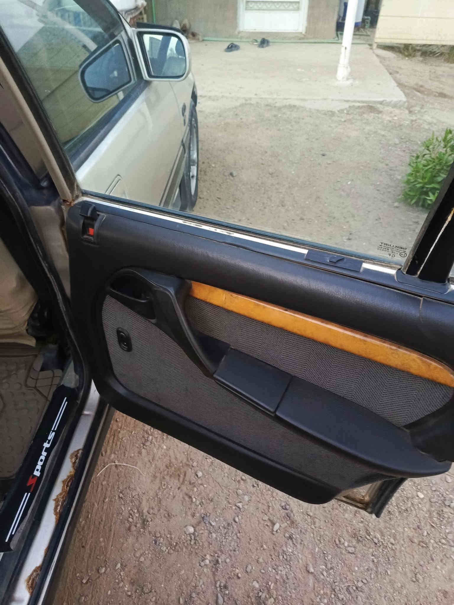 اوبل اوميكا انبار مشروع وطني كير ومحرك ثنين ونص بطه فول اوتماتيك بلاديه بدون صبغ ت كهربائيات كله شغاله السعر ٣٥ وبيه مجال المكاسب حي الجهاد ***********
