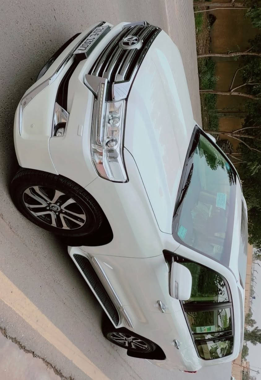 لاندكروز 2017 فووول
مكفوله كفاله عامه من صبغ والتبديل والبارد سياره عل وضع شركه بعدها بل كارتون سياره ..
تخم تاير جديد كرسي 3 حركات 3 شاشات محرك 8 سلندر 4600
سنويه بأسمي كير محرك كفاله 
عنوان سياراه بغداد الاعضميه 7 ابكار .. 
السعر ..470..قفل بيع فقط ***********
