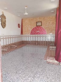 كربلاء شارع بغداد • ١٠٠٠متر • ٤ غرف نوم