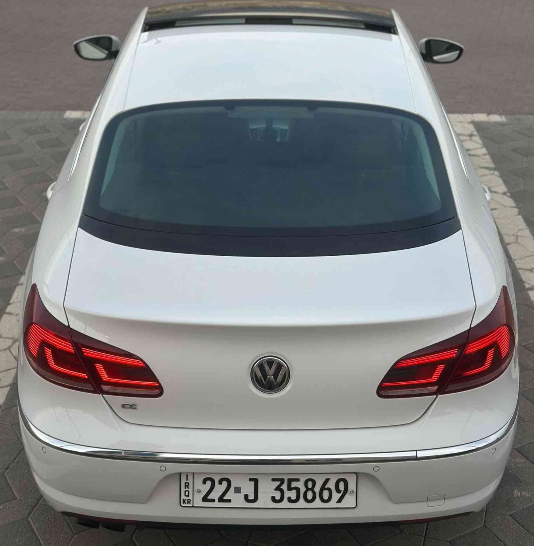 🇩🇪 الجميلة الألمانية Passat CC 2014 - للبيع 🇩🇪
​سيارة غنية عن التعريف، تجمع بين التصميم الرياضي الـ (Coupe) وفخامة السيدان. السيارة (مال جناي) ومحافظ عليها جداً، بحالة نادرة وبدون أي حوادث.
​🔍 التفاصيل العامة:
​الموديل: 2014.
​المحرك: 2.0 Turbo (أداء جبار واقتصادي).
​الممشى: 158 ألف كم (حقيقي).
​الحالة: خالية من الحوادث والصبغ نهائياً.
​مسرفسة بالكامل، صدر جديد، محرك وجير "بشرط الفحص" (ما تحتاج برغي واحد).
​✨ المواصفات والتقنيات:
​✅ Auto Park: نظام ركن السيارة الذاتي الذكي.
​✅ Auto Hold: ميزة التوقف التلقائي المريحة في الزحامات.
​✅ بصمة: تشغيل ودخول ذكي.
​✅ مرايا شفط: طي كهربائي مع تعتيم.
​✅ فتحة سقف + كراسي مخمل الوكالة (تحكم كهربائي).
​✅ كاميرا خلفية أصلية + شاشة لمس + حساسات أمامية وخلفية.
​✅ لايتات زينون عدسة مع إنارة ترحيبية مميزة.
​✅ تبريد ثلج: قطعتين منفصلة (Dual Zone).
​💵 السعر:
​السعر المطلوب: 13,500$ (135 ورقة).
​ملاحظة: يوجد مجال بسيط جداً للجادين فقط بعد معاينة السيارة.
​📍 الموقع: بغداد.
📞 للاتصال والاستفسار: ***********
​السيارة للمستخدم الذي يبحث عن راحة البال والسيارة النظيفة التي لا تحتاج لمصاريف صيانة
