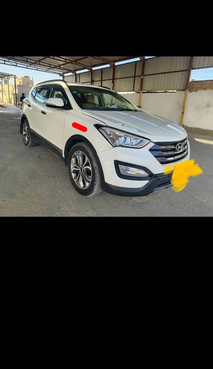 سلام عليكم 
للبيع سنتافي 2015 خليجي بيه صبغ محده بل احمر 3 قطع صبغ رقم بصره الدولي تحويل ثاني يوم هزه وسنويه جدد 
 
سته سلندر سبعه راكب ثلاث قطع تبريد فور ويل + جلد  لد خلفي + امامي لايت زنون عالي ناصي عدسات حساسات ويل كب كروم حجم 19 اشاير بالمري +مري شفط وي سويج يدان نيكل  تحكم ستيرن كامره 
سياره جديده كلش وجاهزه للخير تصال ***********
السعر170 وبيه مجال رحمه والديكم لحد يكسر بحلال العالم تعجبك تجي شلع عيوني وتاخذه
