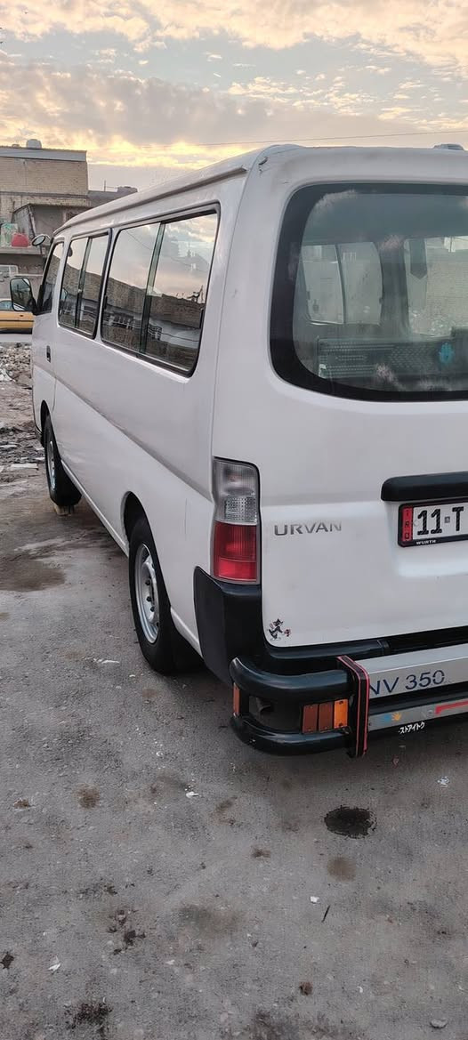 السلام عليكم نيسان يورفان موديل 2011 رقم بغداد محرك وكير واكسل خير من الله وصدر جديد وتخم تاير تبريد شغال مكاني بغداد مدينة الصدر
رقم   ***********
