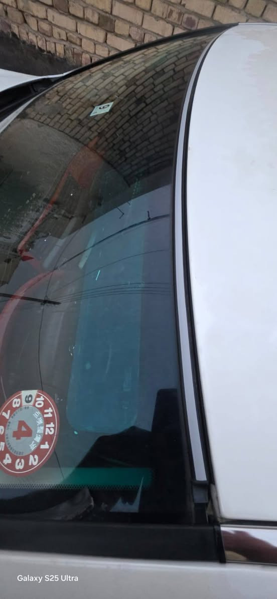 شاهينه ٢٠٠٤ اثليت فول مواصفات عده الفتحه دواخل جلد اسود سياره مسقط رقم الهه ميسان وباقيه على الكمرك مكان السياره ميسان الجمعيات رقم ***********
