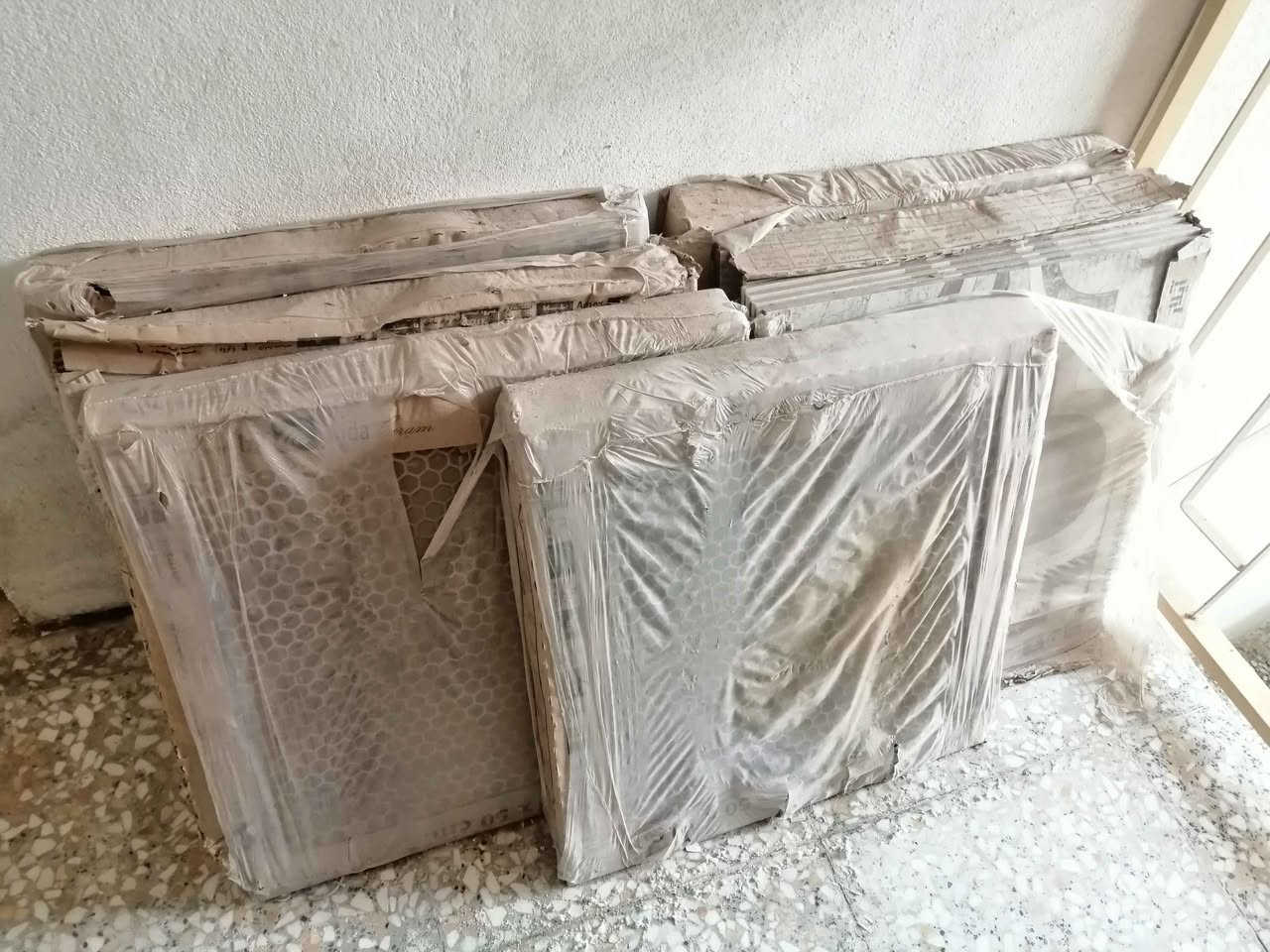 للبيع سيراميك أرضيات جديد
قياس 50×50
الكمية 42 بلاطة (حوالي 10 متر مربع)
صناعة عراقية
المكان : قرية تللسقف / قضاء تلكيف / الموصل 
للاتصال *********** تل كيف, نينوى
