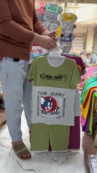 تراك والدي قياس 6  12  سعر درزن 22 الف                  متوفر بناتي ول...