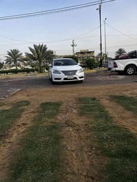 سينترا 2016خليجي ياباني نظيفه وعلى ايدنا استلام شركة بيها صبغ حزام اثر...