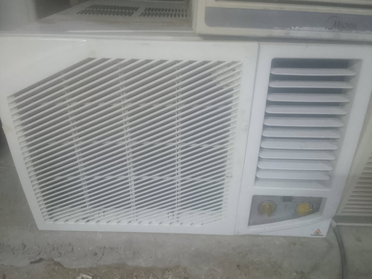 سلام عليكم ورحمه عندي اغراض للبيع مكيفات سبلت 3طن


**إذا كنت صاحب هذا الإعلان وتريد حذفه لأي سبب، رجاءا أرسل رسالة إلى الدعم الفني**