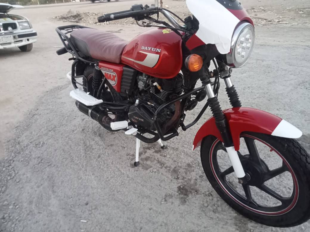 سلام عليكم دايوان نفخ ماكس مديل 21 دراجه وكيله مجمع الكرار نظيفه كلشي شغال بيه جاهزه مكان ناصريه سوك شيوخ سعر 1200...... ***********
