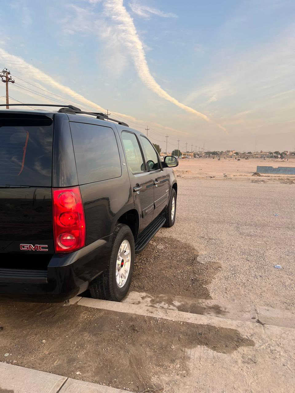 سلام عليكم جمسي ادوات ادوات موديل 2008 مكفولة كفالة عامة كير ومحرك وكلشي سيارة بعدة جديدة مكفولة من لكصة وصبغ سيارة متومة شرط حاسبة دندك كاملة سيارة من كلشي السعر95 وبيهة مجال مكاني بغداد رقم الهاتف ***********
