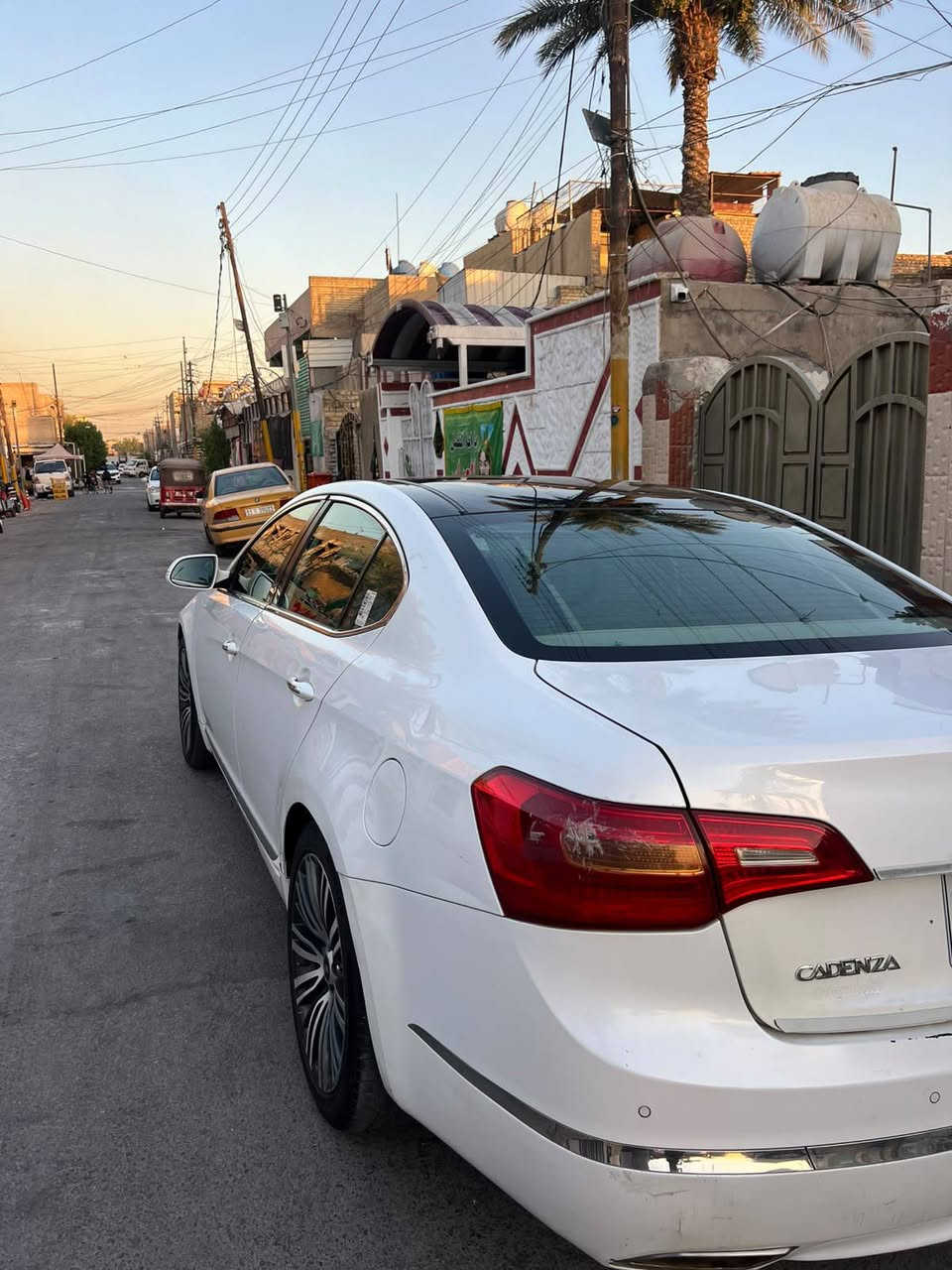 سلام عليكم كية كادنزه موديل ٢٠١٣وارد خليجي رقم بغداد صبغ فقط جاملخ وربع من الباب صفحه العبري والباقي مكفول سياره فول مواصفات منظومة تبريد جديده صدر جديد تخم تاير سيارة جاهزه من كل الواحي مكان السيارة بغداد مدينة الصدر الورفلي السعر 115وبيهة مجال***********
