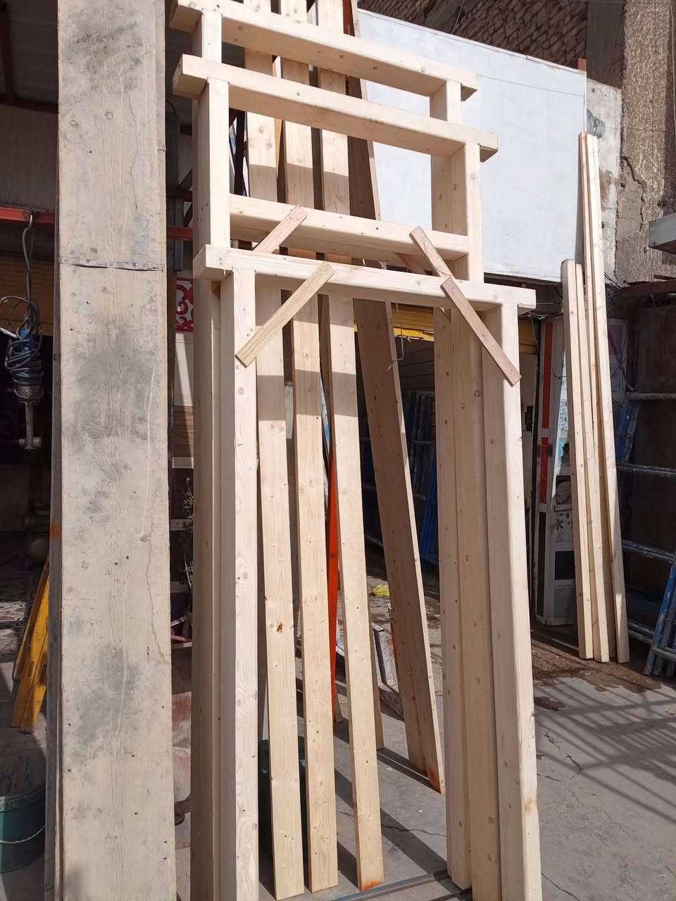 المفرد بسعر جملة متوفر جمله مفرد السعر 58 الف فقط 
جرباية ام نفر صومية /تخته/وراس عالي وناصي مدوشم 
شغل درجة اولى ومتوفر ام نفرين هم موجود بيبان وجراجيب وكل أنواع خشب ***********
مكاني الشعلة ومتوفر توصيل لكل مناطق مجاورة
