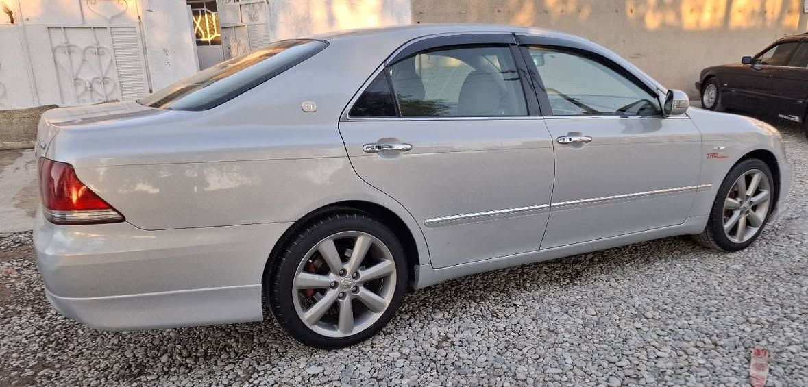 ٢٠٠٥ موس رؤيال بحرى ناو زةرد كودى بؤكراوة  مةكينة گيرگةورة ١ بارجةو بةلةيةك بؤياخ ئةوروبا بيجال و شوخت  سونةرم داناوة بيدوكةل ٢ دووگمة  مشت ليكسز سوكان حةيزةران ئاوينة ئيشارةت ويل دنگة ٤ تاية لوك كامل مسرةف كراوة كوشن سايق كراوة بةكارةبايى عكس كراوةتةوة كامل كونى گةرمى گيراوة بيتة قةو رةقة   هةمووگيانى بةشةرت هةموو شتيكم نوسيوة نرخ ٦٠ كةلاو توزيك مجال شوين كلار
***********
