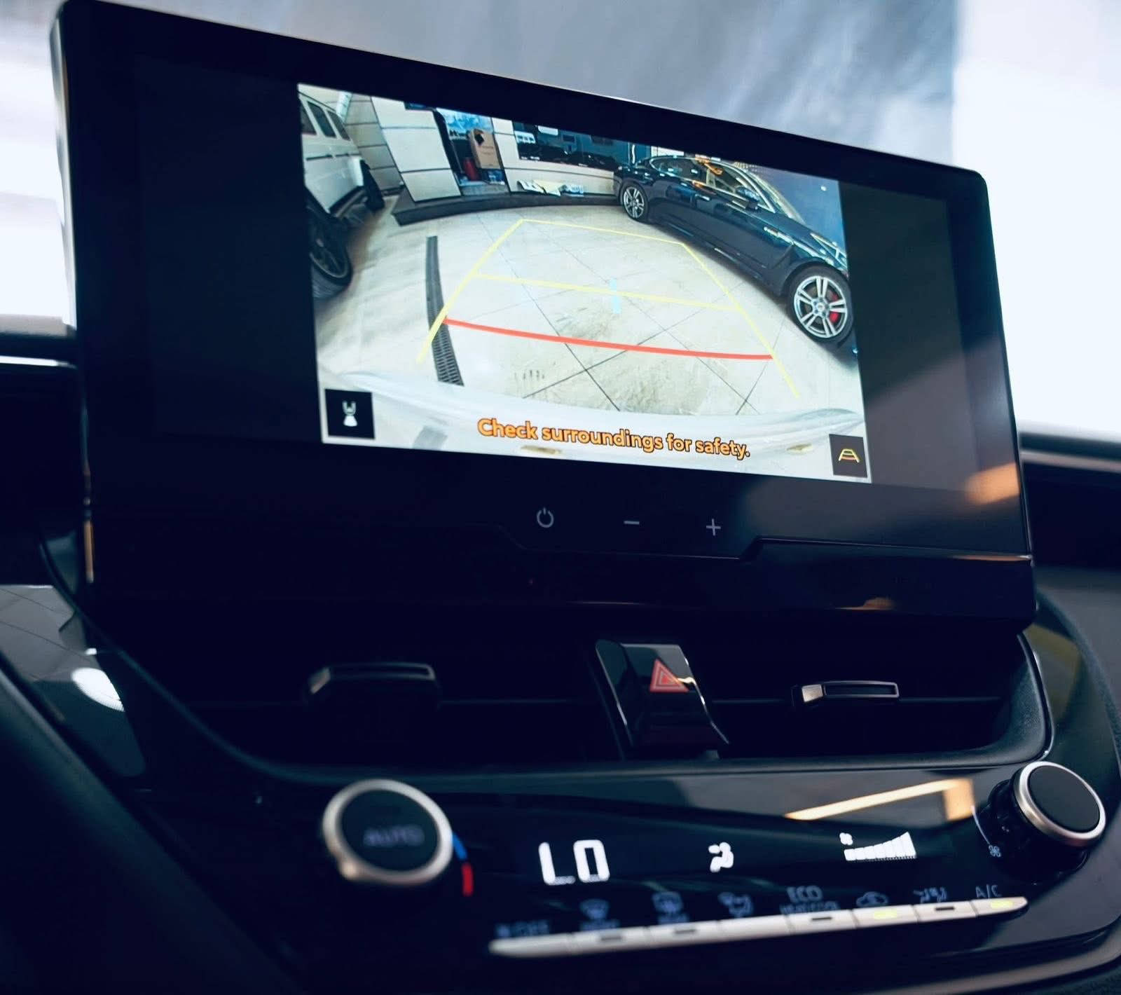 السلام عليكم
كورلا هايبرد بلاك ادشن اعلى المواصفات
موديل 2025 
ماشية 3000 مكفولة 
للإستفسار 
***********
