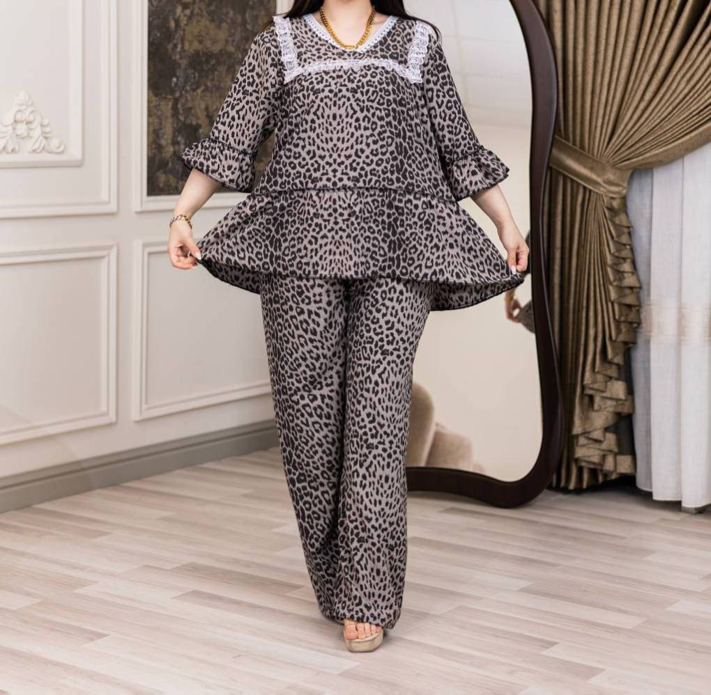 بسم الله الرحمن الرحيم 

اللهم صل وسلم على نبينا محمد وآل محمد 

تراك نسائي هاڤ 

موديل كوري

خامة كريشة ثقيل  شغل عراقي 

فري سايز حد ١١٠ كيلو

متوفر جملة ومفرد وبأسعار مناسبة 
السعر خاص 
توصيل جميع المحافظات 5


**إذا كنت صاحب هذا الإعلان وتريد حذفه لأي سبب، رجاءا أرسل رسالة إلى الدعم الفني**